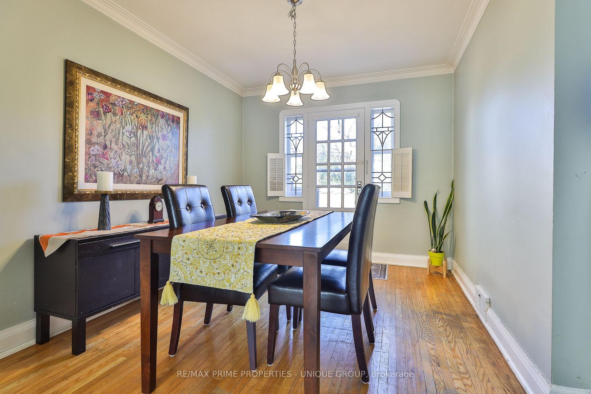 Photo 9 of 732 Eglinton Avenue E, Toronto, Leaside — HOMEH