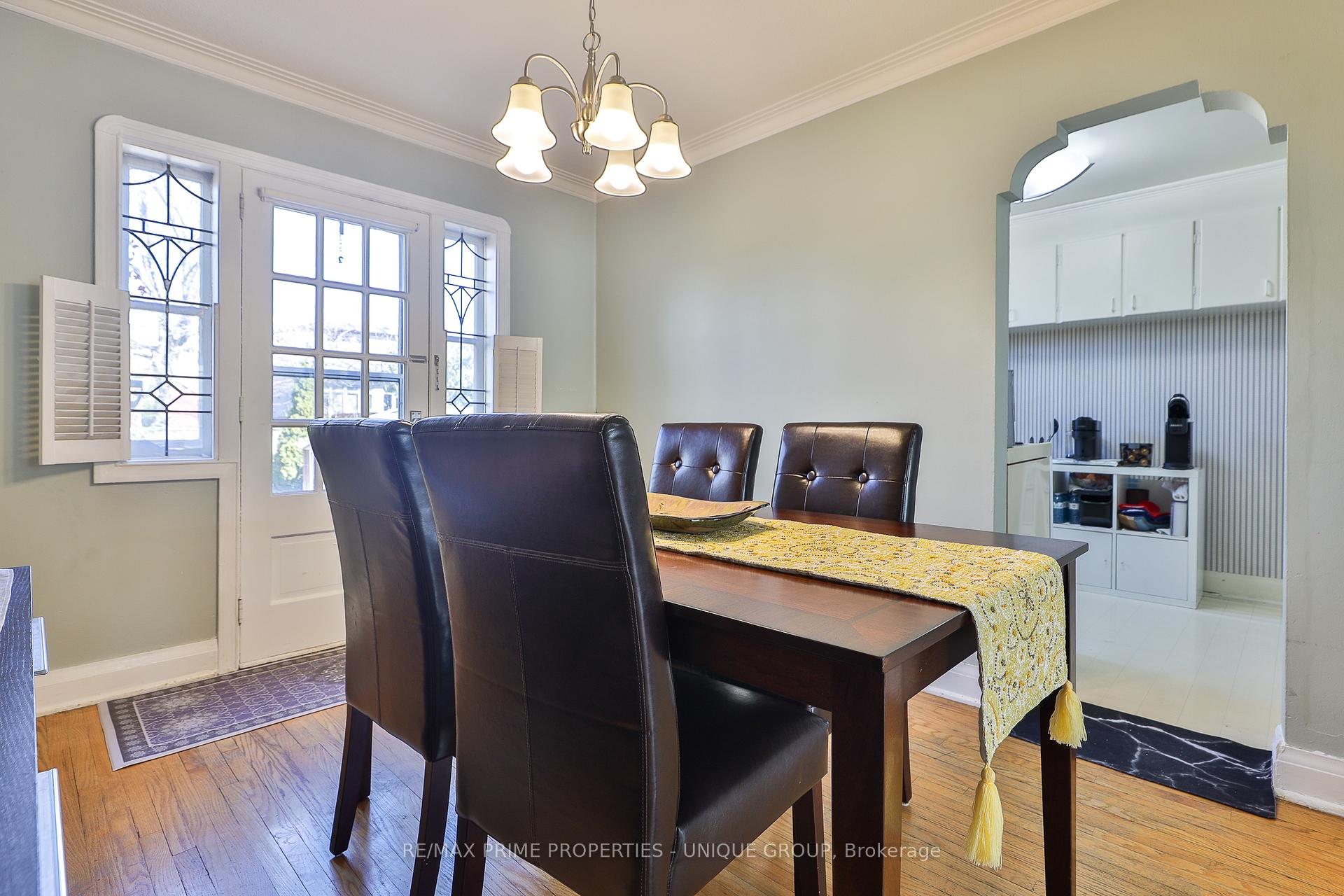 Photo 12 of 732 Eglinton Avenue E, Toronto, Leaside — HOMEH
