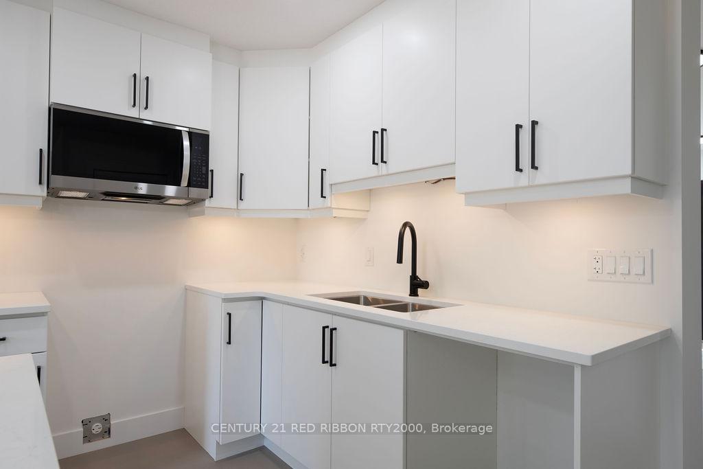 Photo 7 of 124 Burns Street, Strathroy-Caradoc, SW — HOMEH