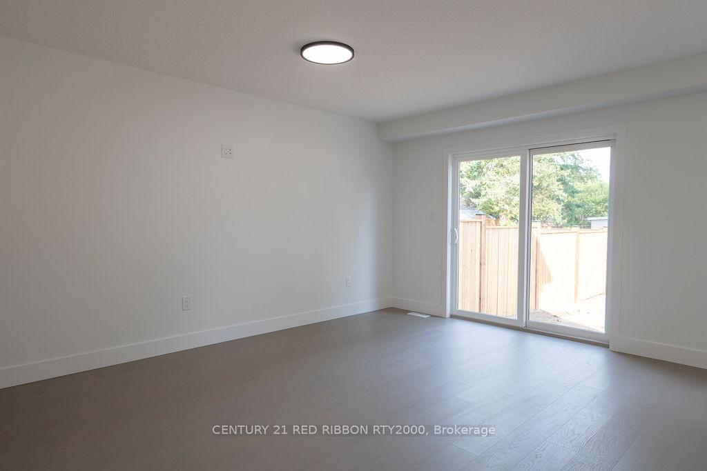 Photo 11 of 124 Burns Street, Strathroy-Caradoc, SW — HOMEH