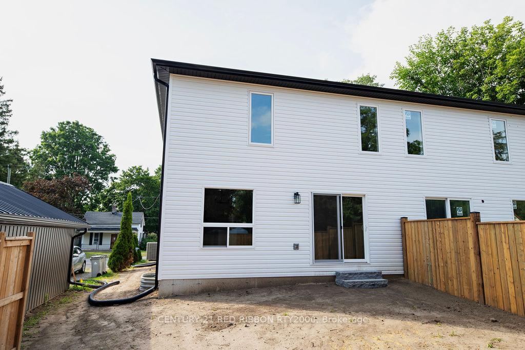 Photo 34 of 124 Burns Street, Strathroy-Caradoc, SW — HOMEH