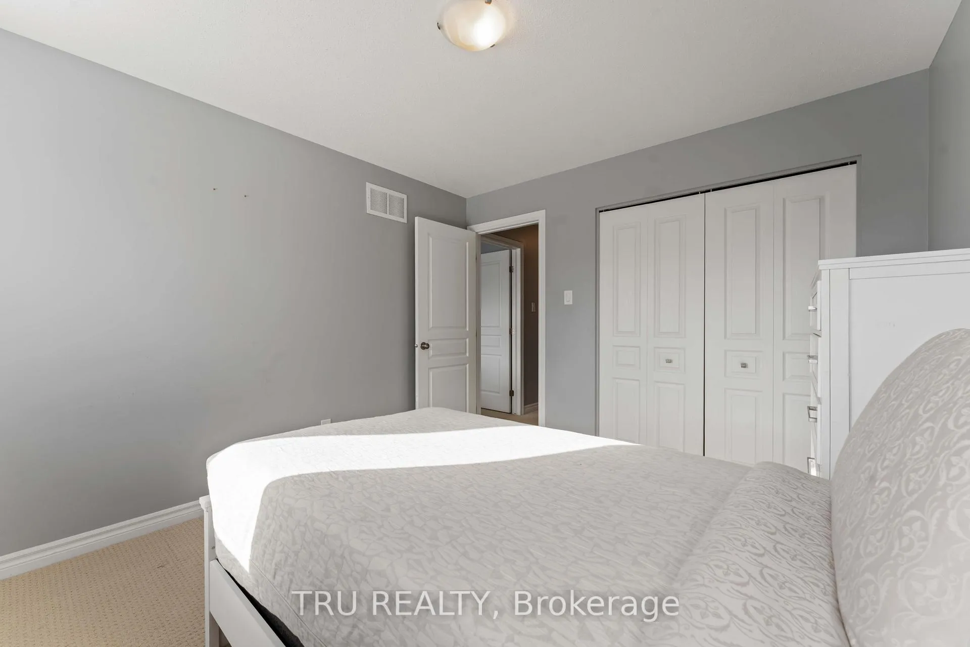 Photo 29 of 161 Claridge Drive, Ottawa, Barrhaven - Longfields — HOMEH