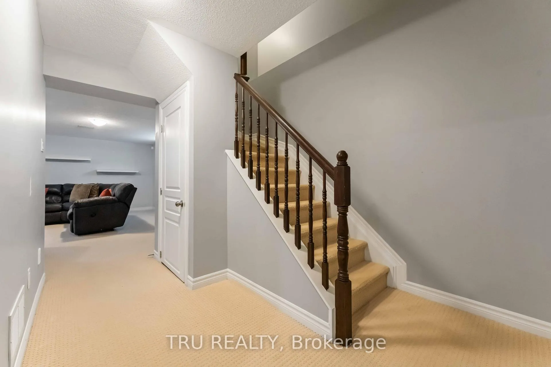 Photo 37 of 161 Claridge Drive, Ottawa, Barrhaven - Longfields — HOMEH