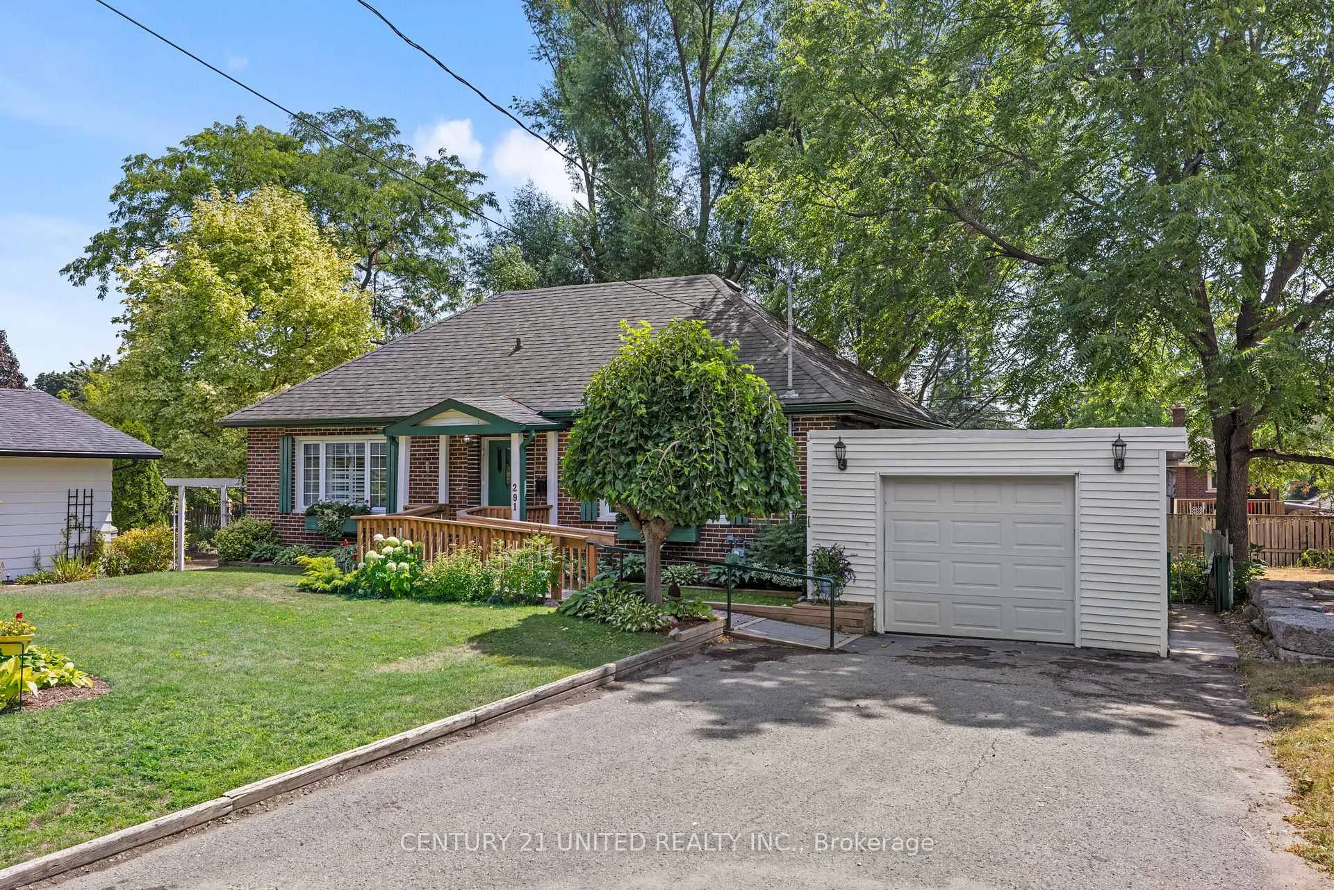 Photo 2 of 291 Sunset Boulevard, Peterborough, Northcrest Ward 5 — HOMEH