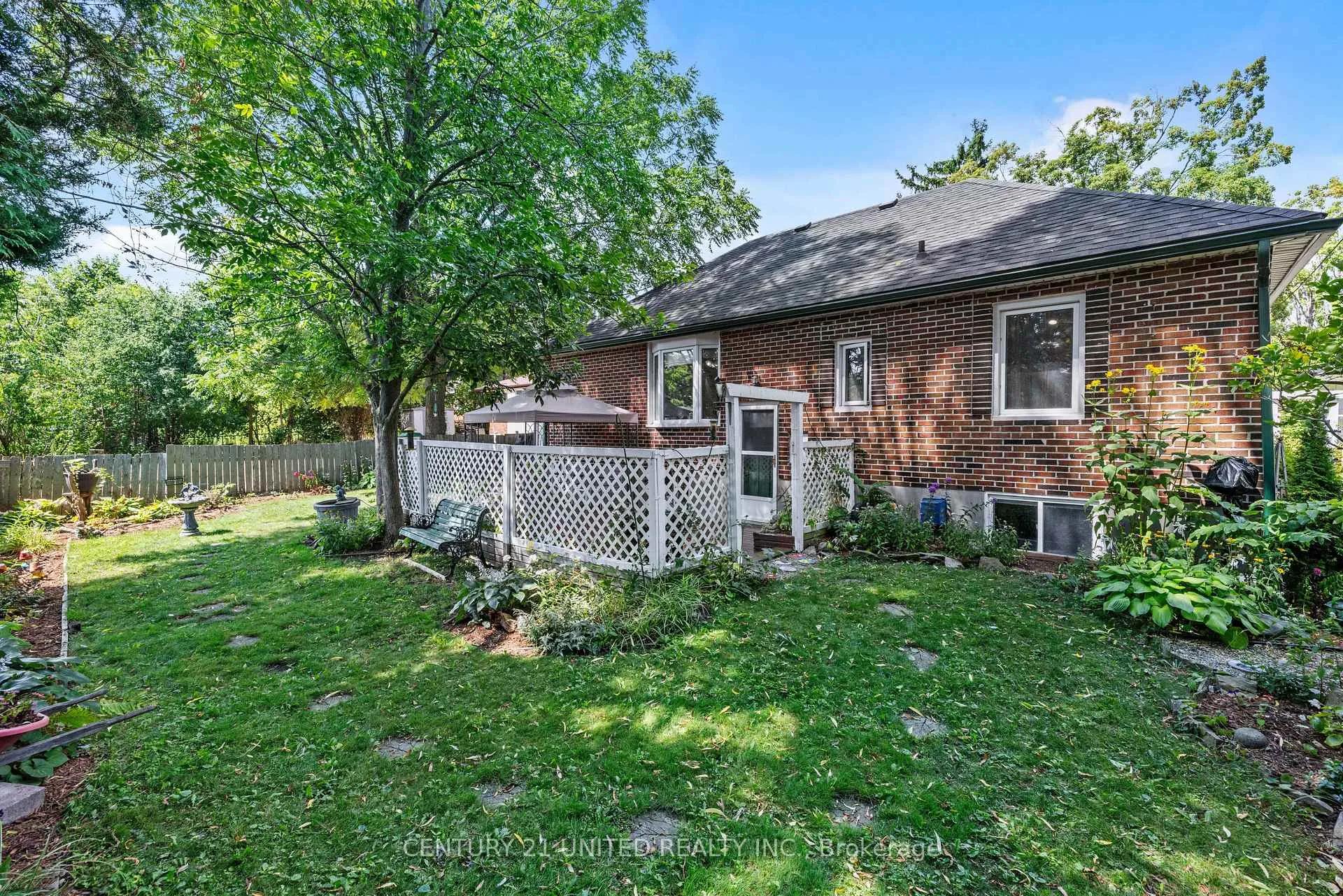 Photo 23 of 291 Sunset Boulevard, Peterborough, Northcrest Ward 5 — HOMEH