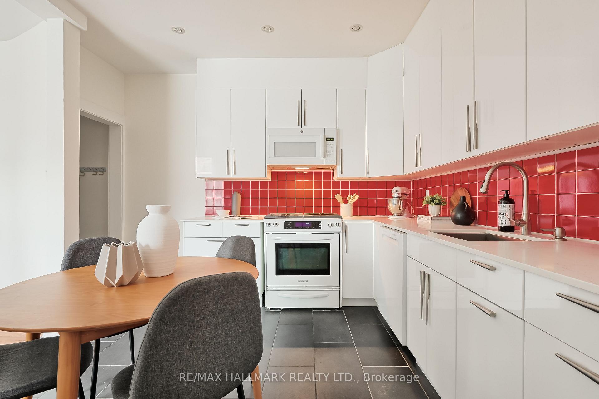 Photo 13 of 333 Sackville Street, Toronto, Cabbagetown-South St. James Town — HOMEH