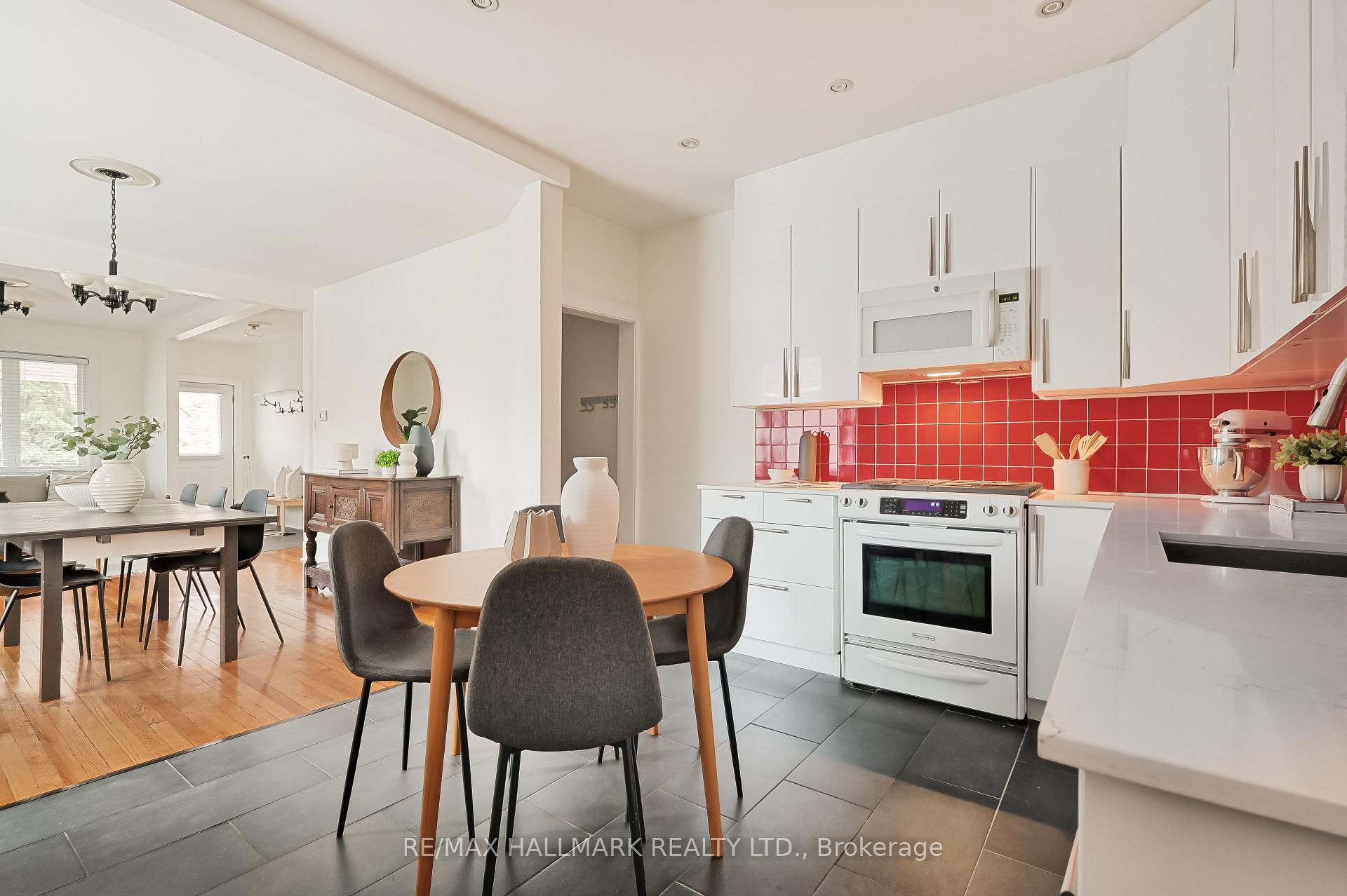 Photo 14 of 333 Sackville Street, Toronto, Cabbagetown-South St. James Town — HOMEH