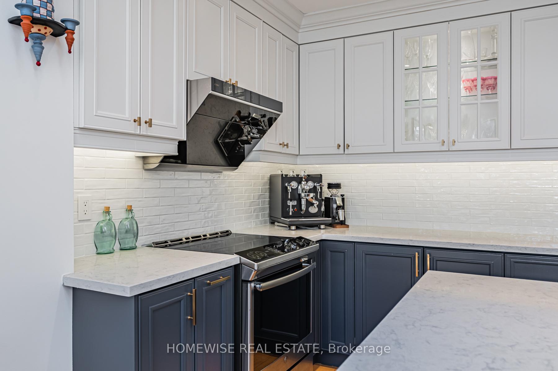 Photo 3 of 34 Heather Road, Toronto, Leaside — HOMEH