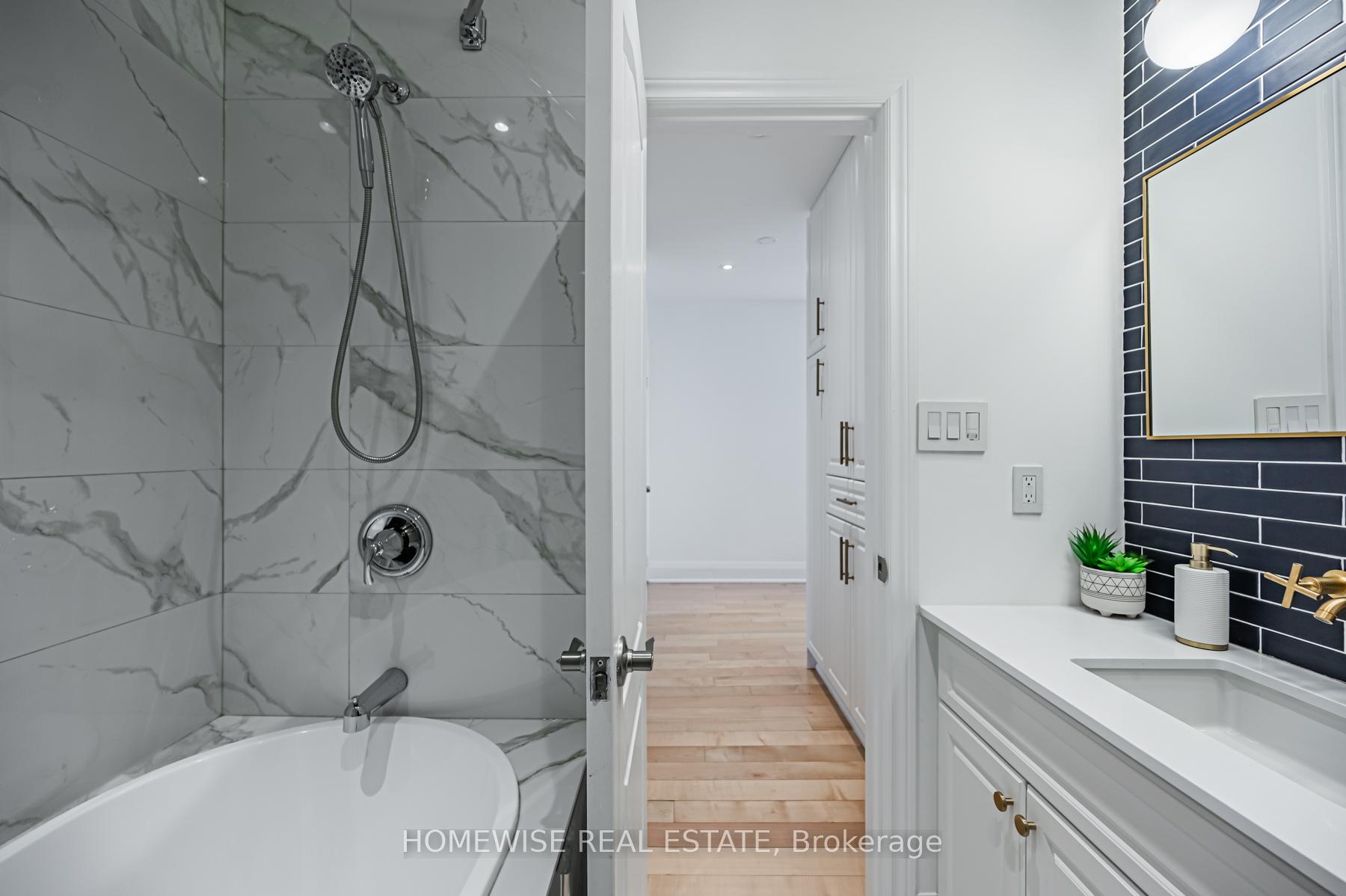 Photo 17 of 34 Heather Road, Toronto, Leaside — HOMEH