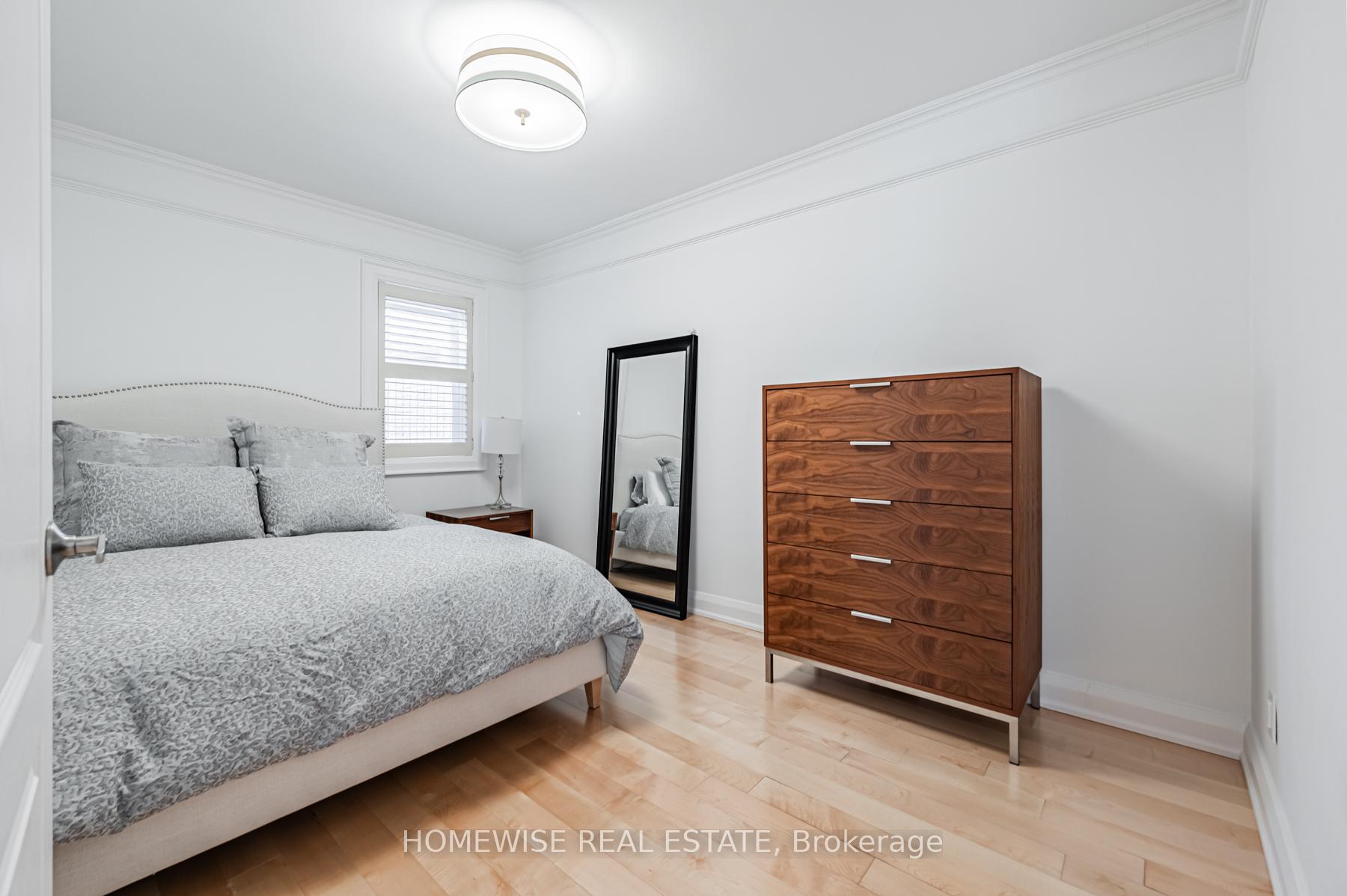 Photo 24 of 34 Heather Road, Toronto, Leaside — HOMEH