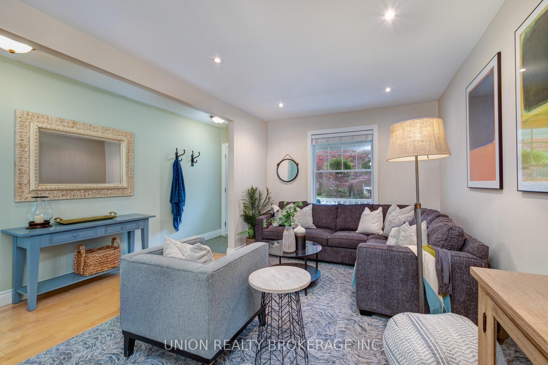 Photo 5 of 180 Bellefair Avenue, Toronto, The Beaches — HOMEH