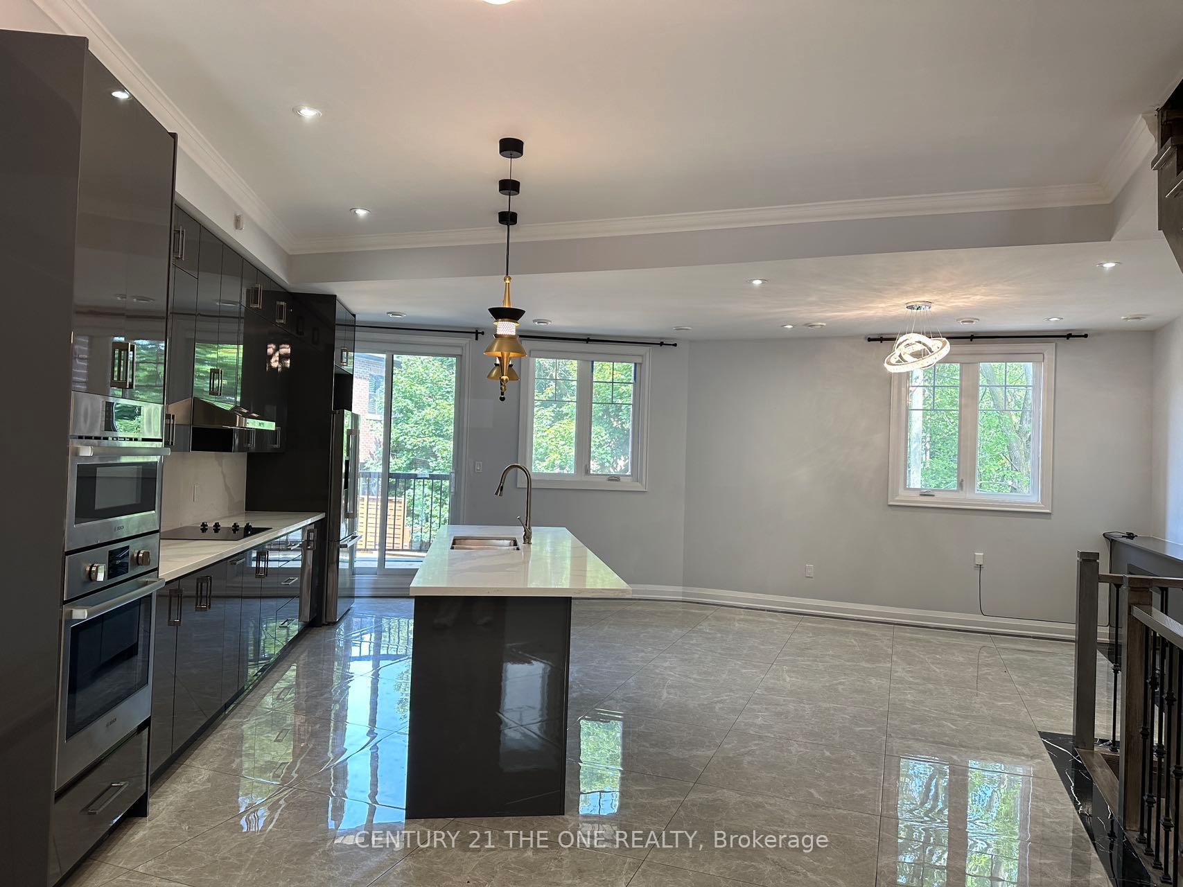 Photo 3 of 232 Mcrae Drive, Toronto, Leaside — HOMEH
