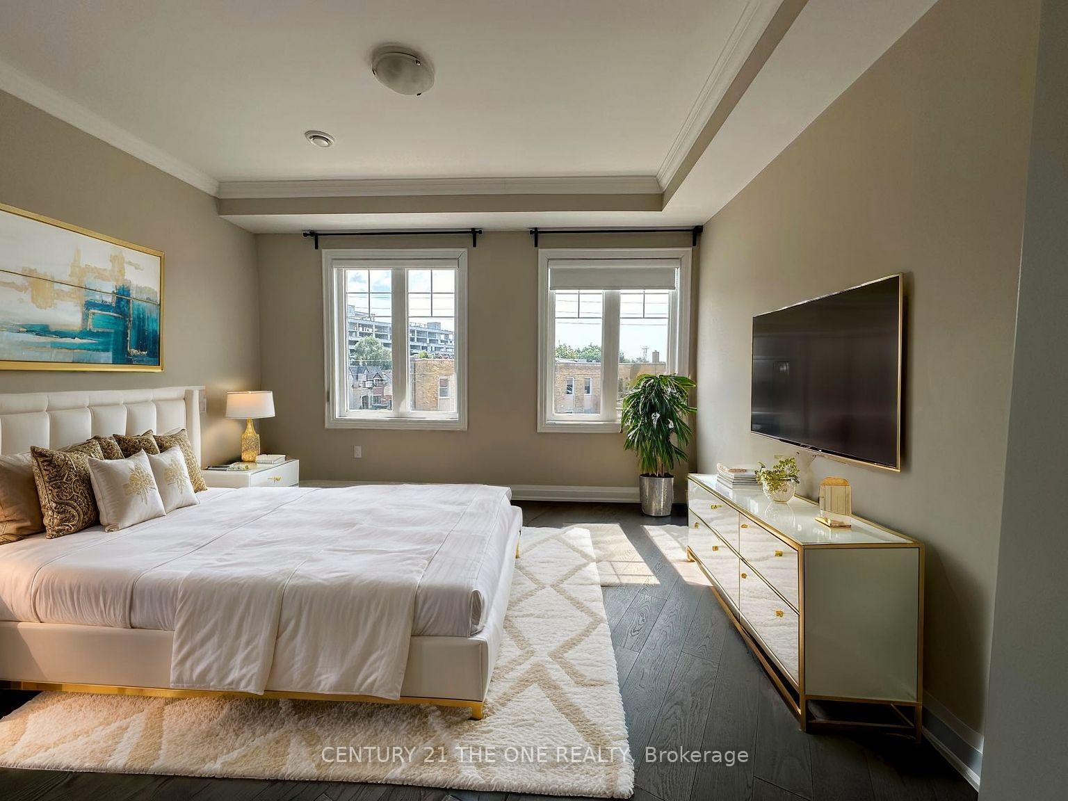 Photo 10 of 232 Mcrae Drive, Toronto, Leaside — HOMEH