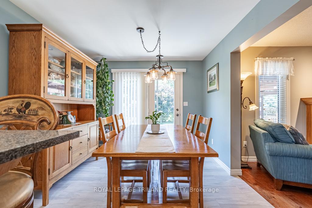 Photo 22 of 60 Forest Grove Crescent, Thames Centre, Dorchester — HOMEH
