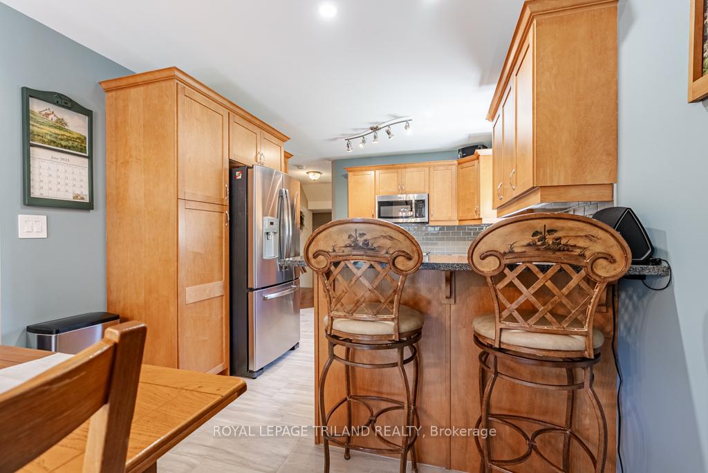 Photo 26 of 60 Forest Grove Crescent, Thames Centre, Dorchester — HOMEH