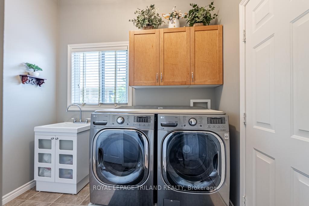 Photo 41 of 60 Forest Grove Crescent, Thames Centre, Dorchester — HOMEH