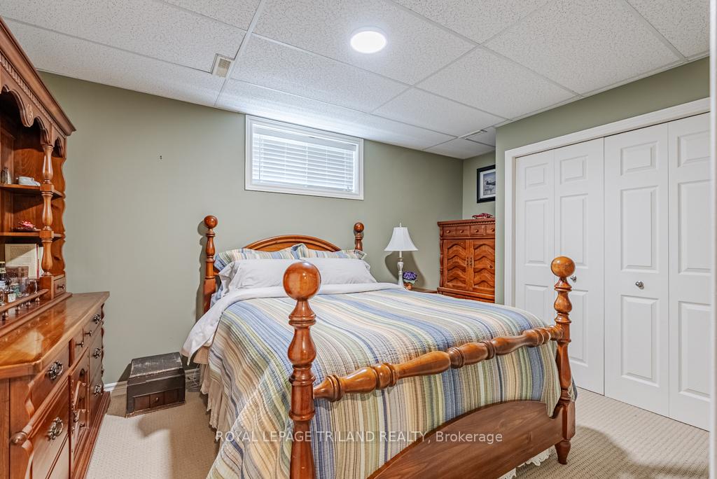 Photo 44 of 60 Forest Grove Crescent, Thames Centre, Dorchester — HOMEH