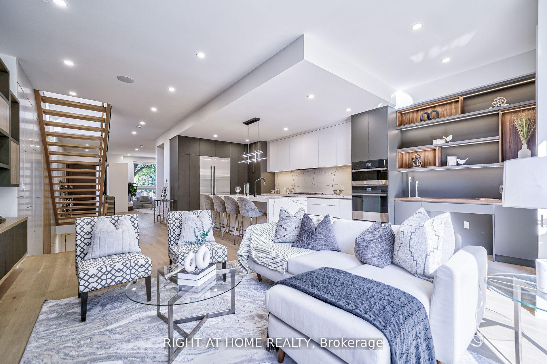 Photo 9 of 333 Woodmount Avenue, Toronto, East York — HOMEH