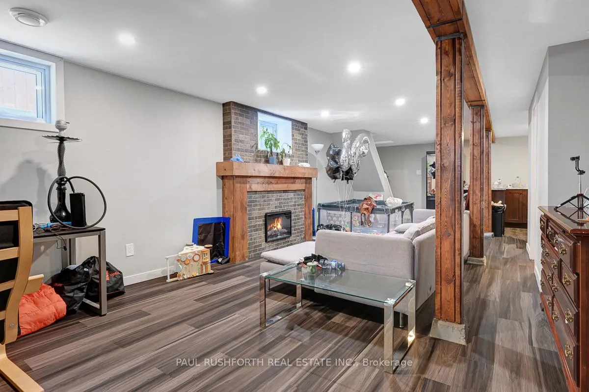 Photo 8 of 845 Trojan Avenue, Ottawa, Castle Heights/Rideau High — HOMEH