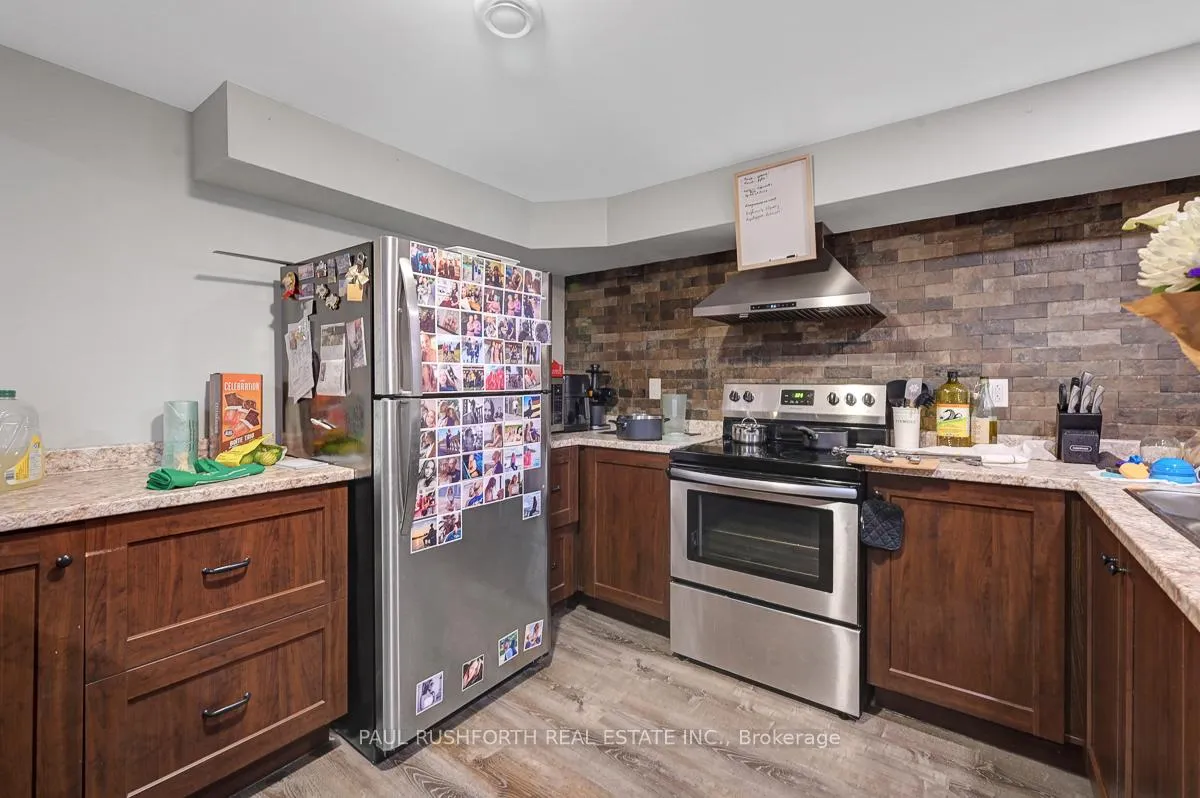 Photo 11 of 845 Trojan Avenue, Ottawa, Castle Heights/Rideau High — HOMEH