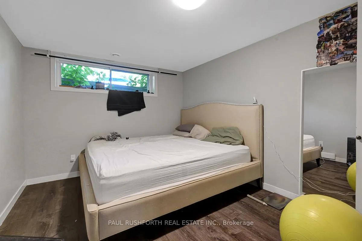 Photo 12 of 845 Trojan Avenue, Ottawa, Castle Heights/Rideau High — HOMEH