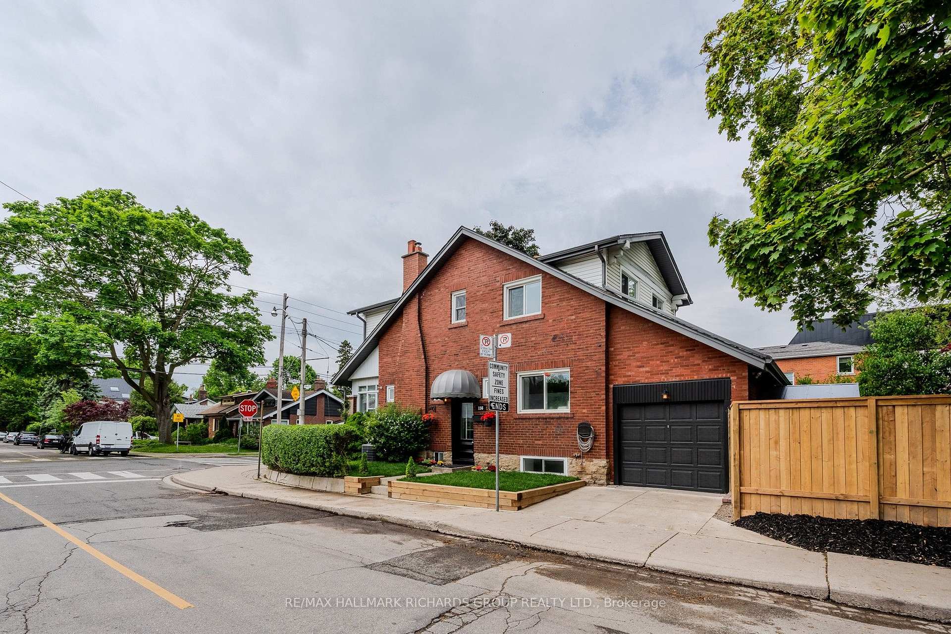 Photo 2 of 156 Eastwood Road, Toronto, Woodbine Corridor — HOMEH