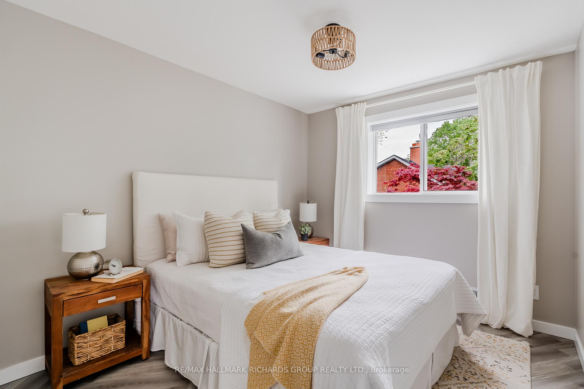 Photo 16 of 156 Eastwood Road, Toronto, Woodbine Corridor — HOMEH