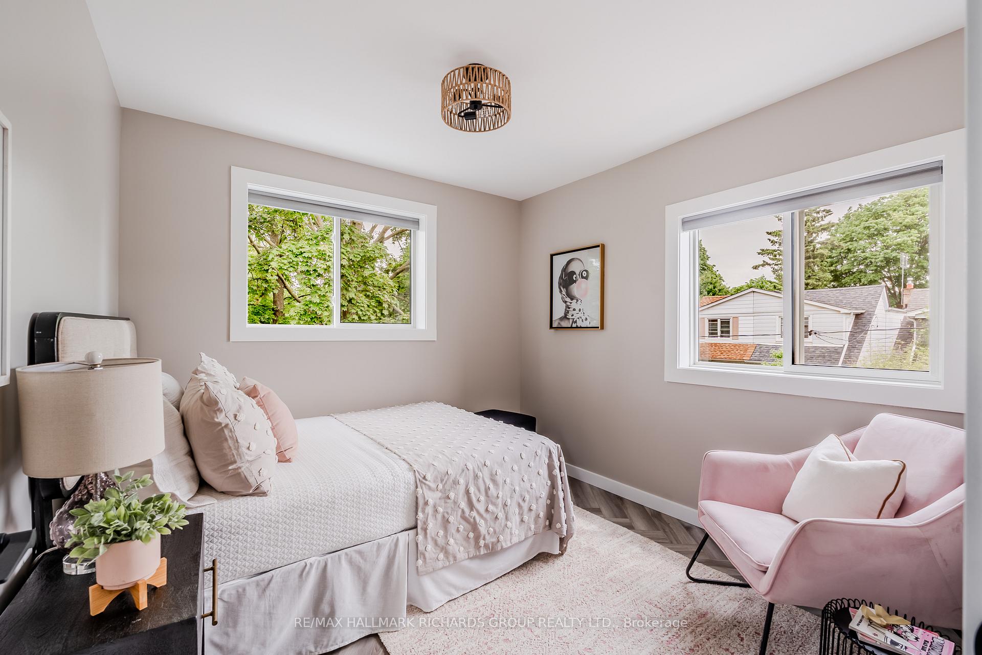 Photo 17 of 156 Eastwood Road, Toronto, Woodbine Corridor — HOMEH