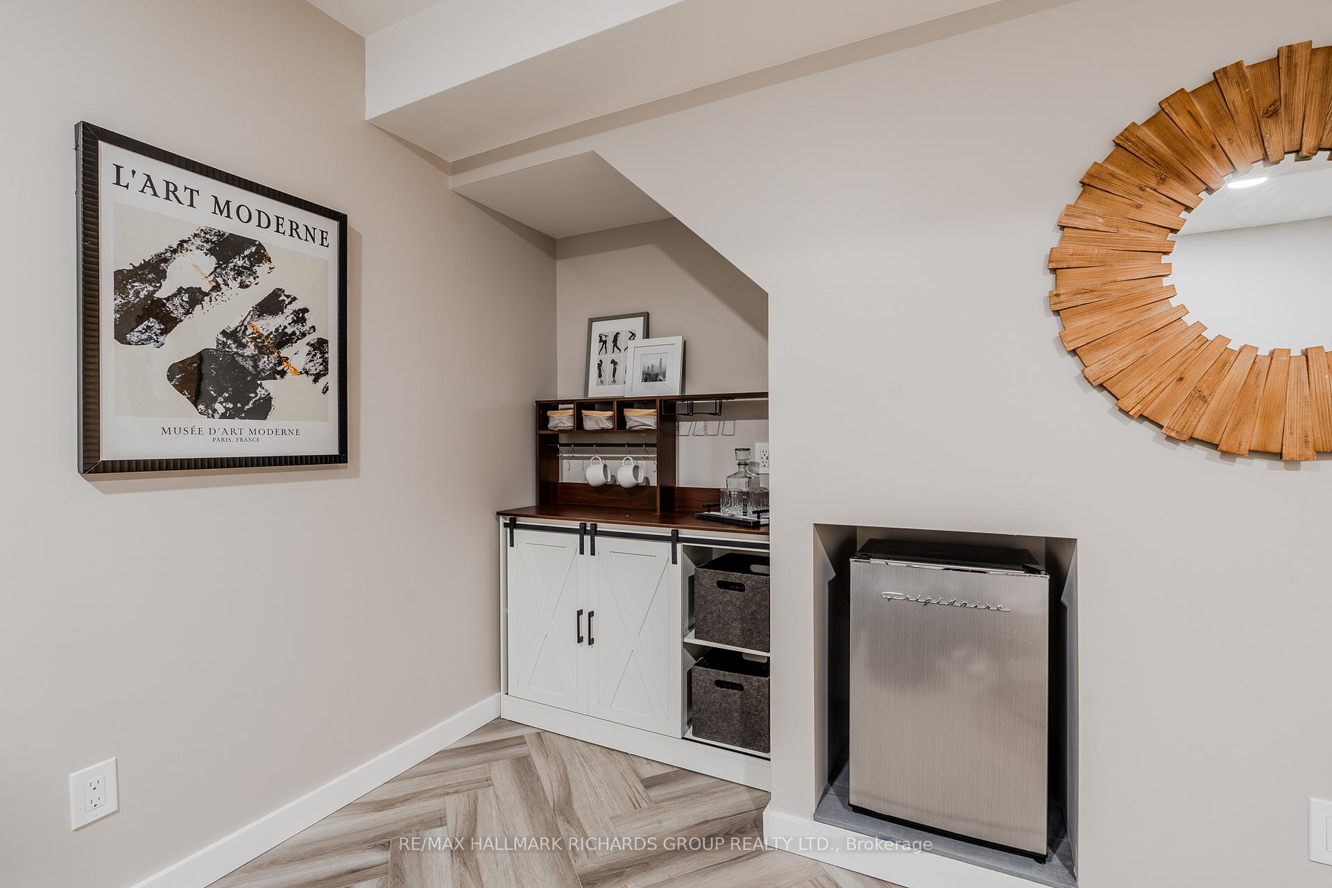 Photo 20 of 156 Eastwood Road, Toronto, Woodbine Corridor — HOMEH