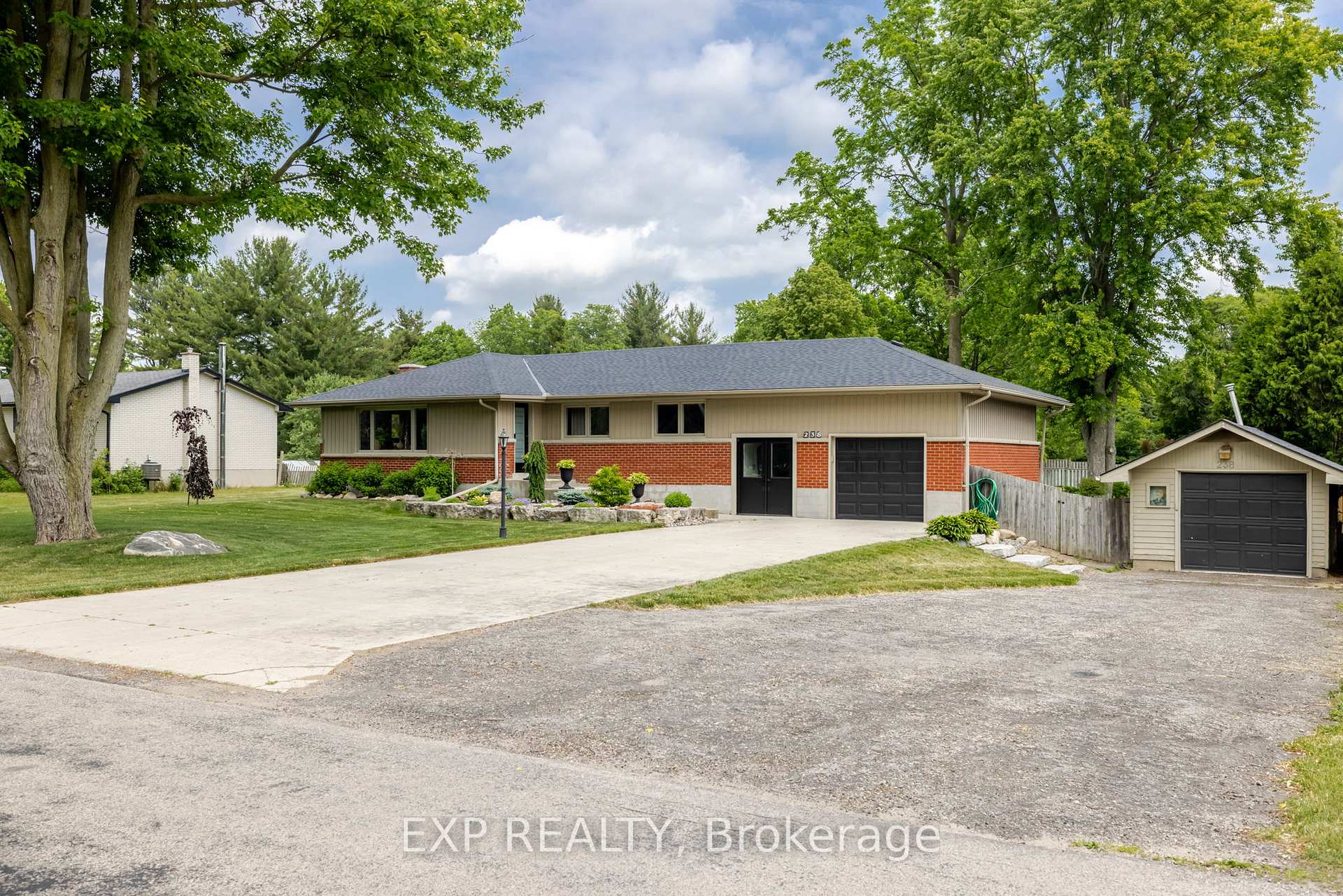 Photo 1 of 238 Minnie Street, Thames Centre, Dorchester — HOMEH