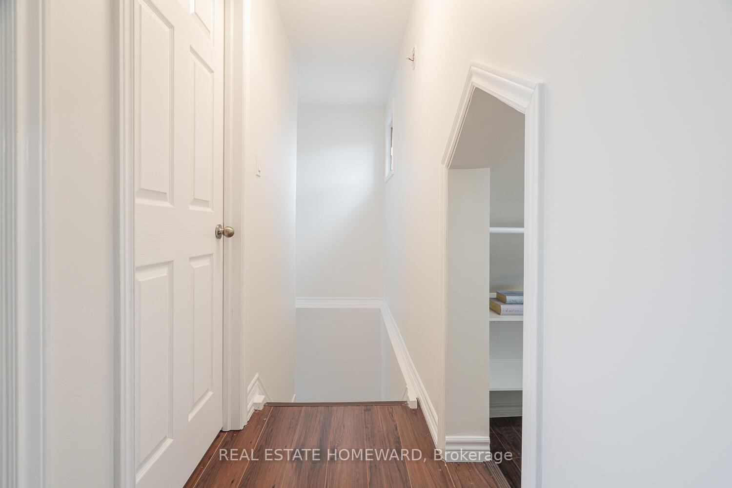 Photo 17 of 726 Eglinton Avenue E, Toronto, Leaside — HOMEH