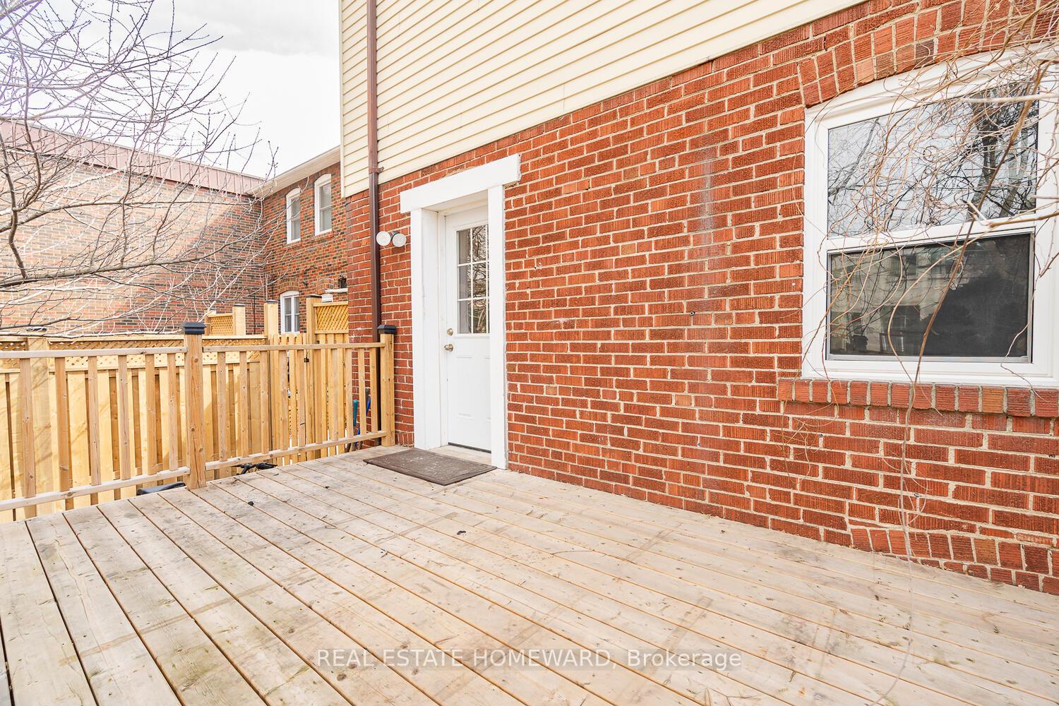 Photo 31 of 726 Eglinton Avenue E, Toronto, Leaside — HOMEH