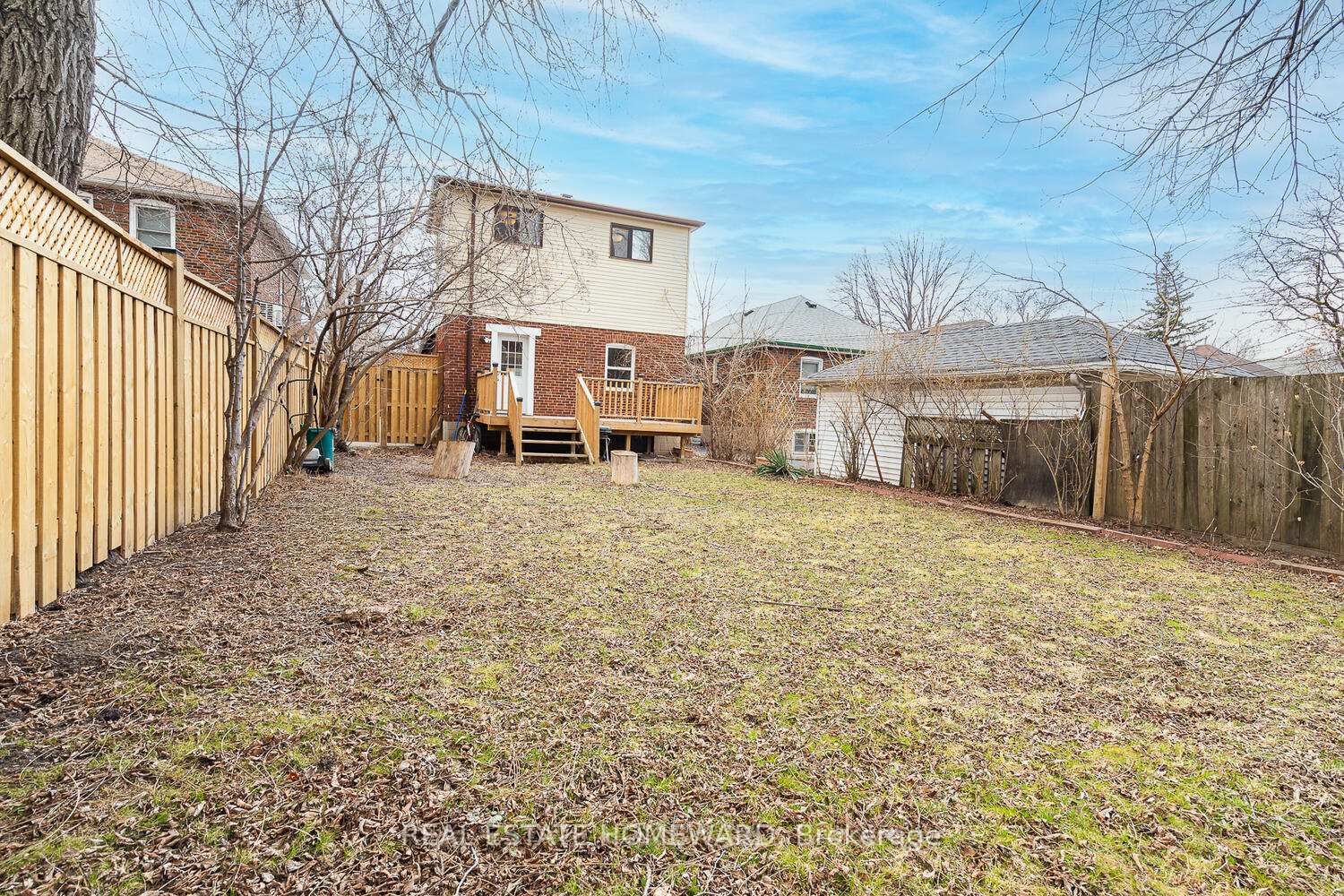 Photo 32 of 726 Eglinton Avenue E, Toronto, Leaside — HOMEH