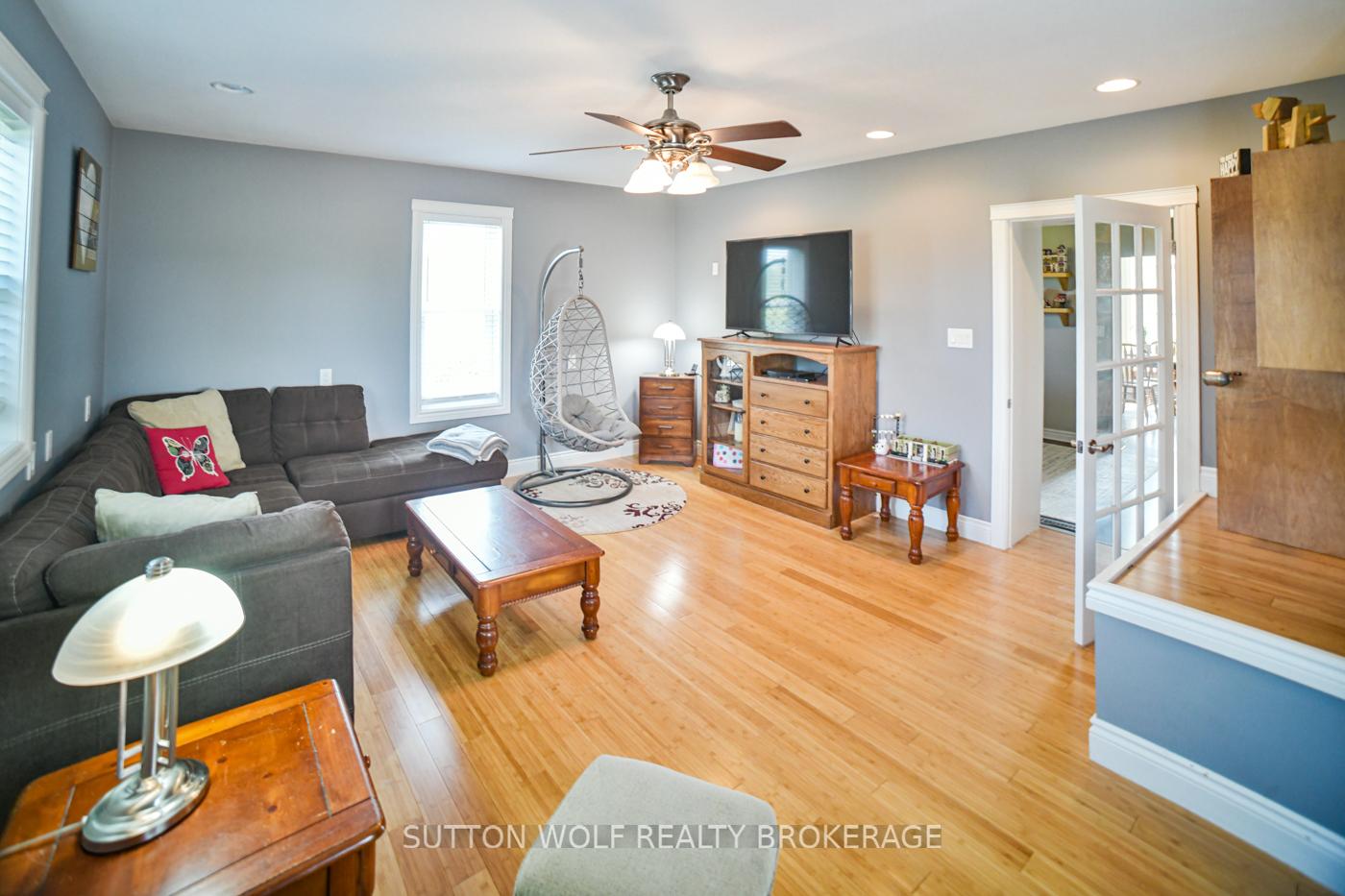 Photo 18 of 23615 Glen Oak Road, Strathroy-Caradoc, Rural Strathroy-Caradoc — HOMEH
