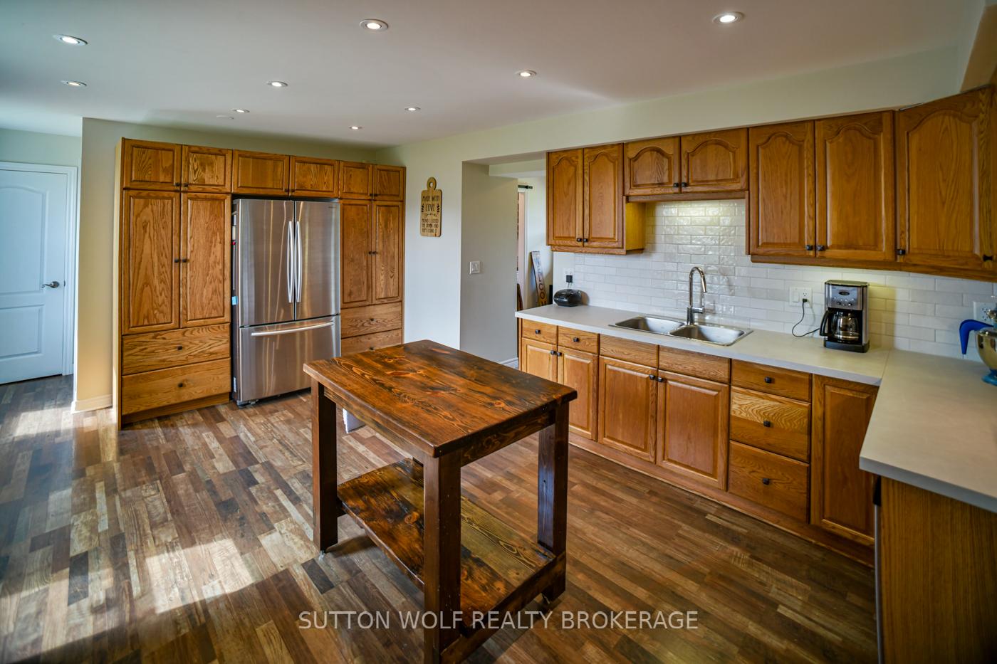 Photo 28 of 23615 Glen Oak Road, Strathroy-Caradoc, Rural Strathroy-Caradoc — HOMEH