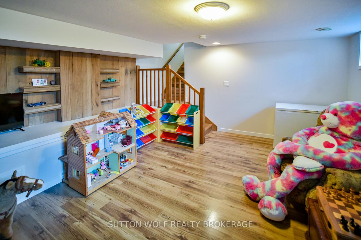 Photo 46 of 23615 Glen Oak Road, Strathroy-Caradoc, Rural Strathroy-Caradoc — HOMEH
