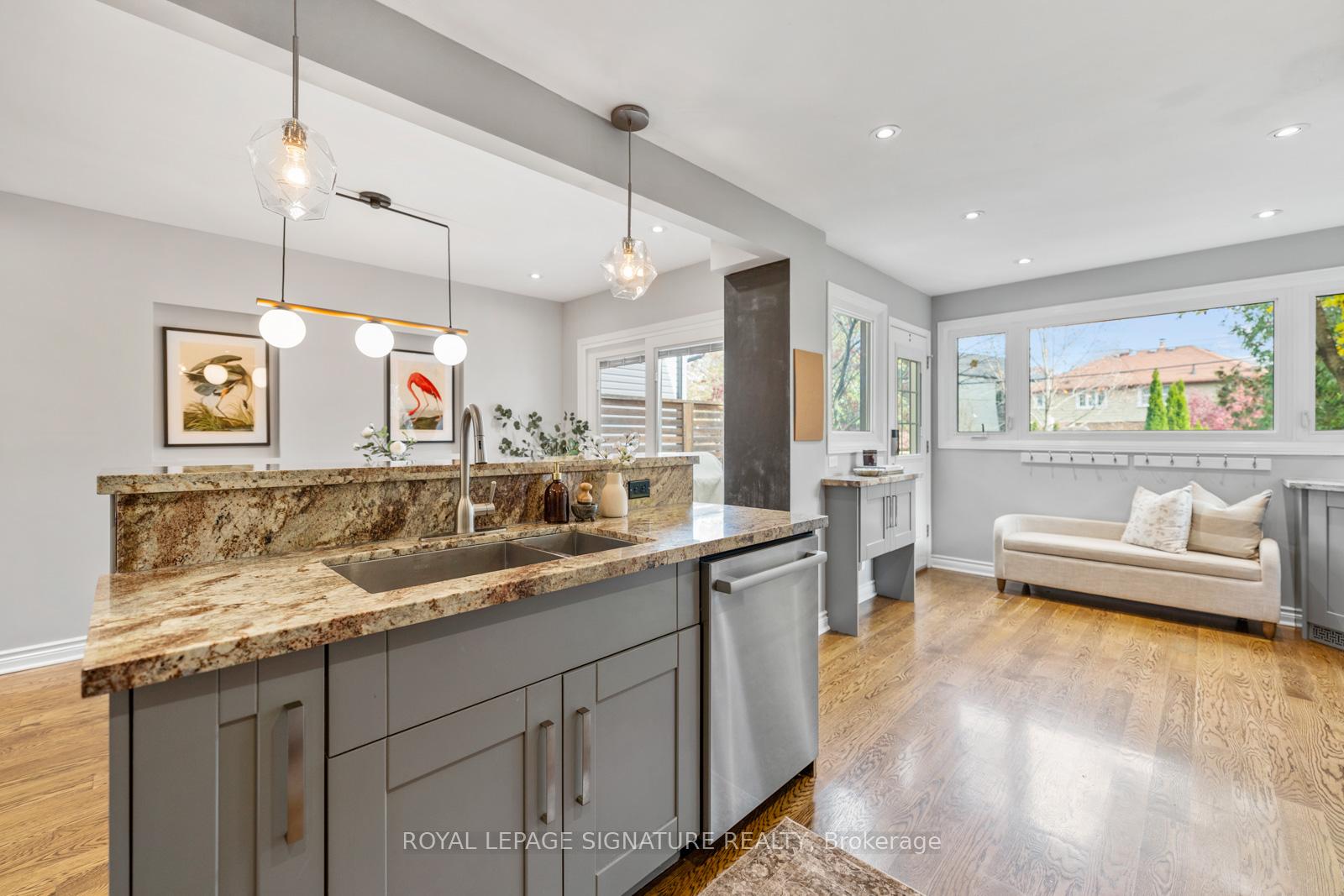 Photo 16 of 27 Beechwood Drive, Toronto, Broadview North — HOMEH