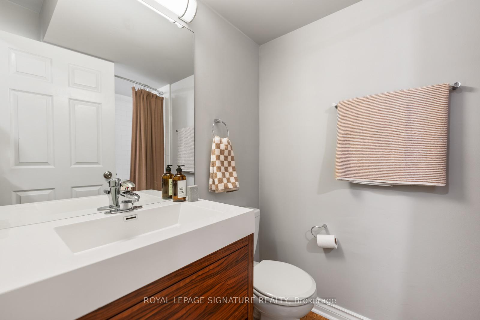 Photo 39 of 27 Beechwood Drive, Toronto, Broadview North — HOMEH