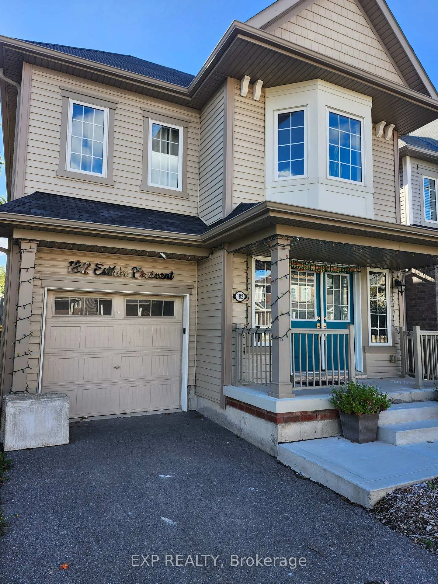 Photo 2 of 182 Esther Crescent, Thorold, Hurricane/Merrittville — HOMEH