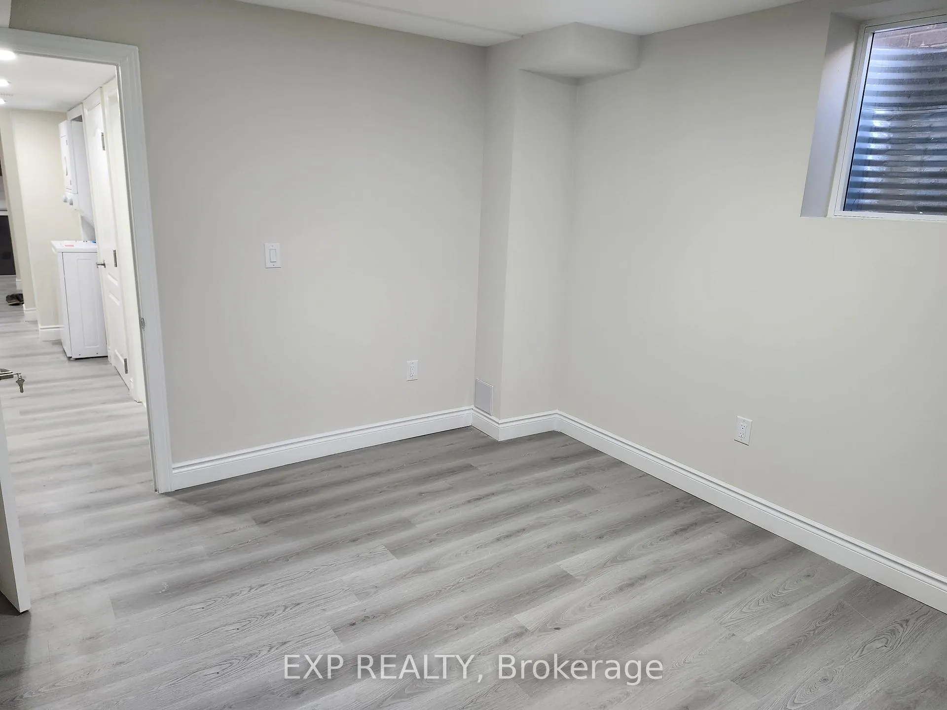 Photo 12 of 182 Esther Crescent, Thorold, Hurricane/Merrittville — HOMEH