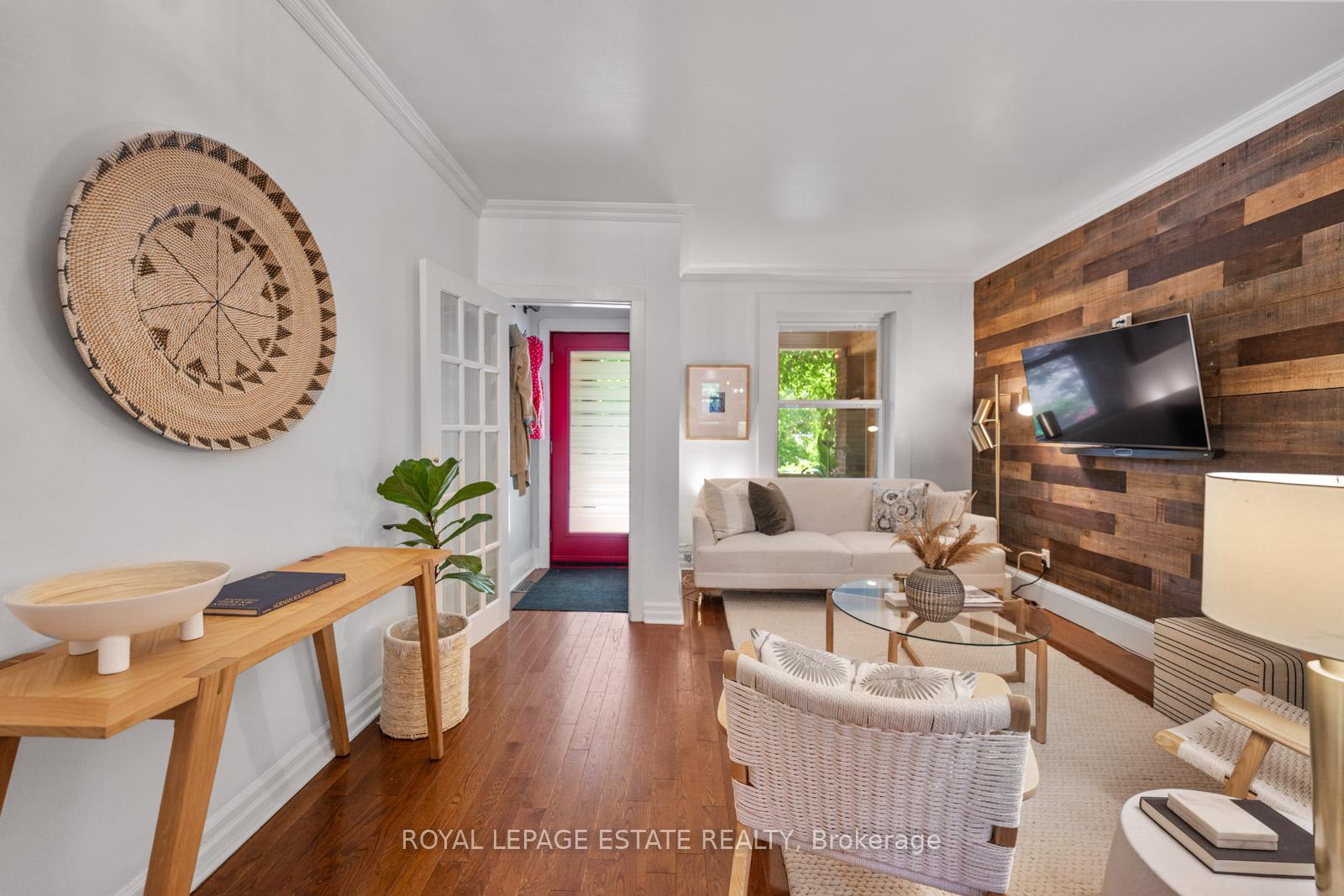 Photo 6 of 27 Lawlor Avenue, Toronto, East End-Danforth — HOMEH