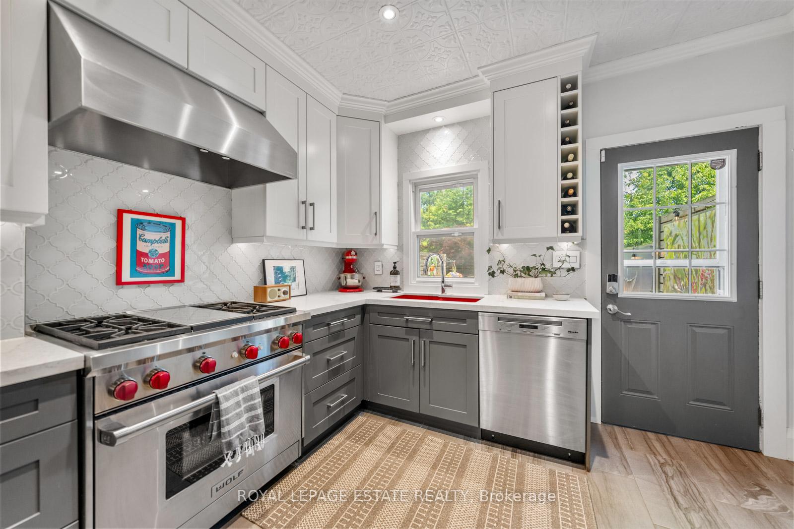 Photo 15 of 27 Lawlor Avenue, Toronto, East End-Danforth — HOMEH