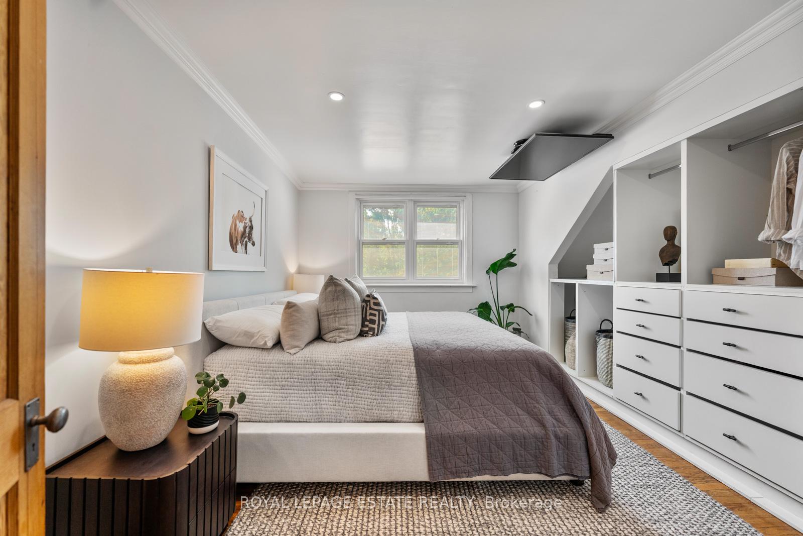 Photo 22 of 27 Lawlor Avenue, Toronto, East End-Danforth — HOMEH