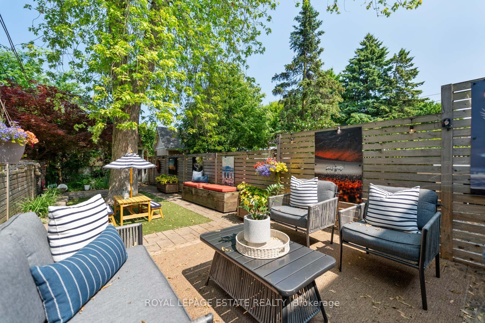 Photo 28 of 27 Lawlor Avenue, Toronto, East End-Danforth — HOMEH