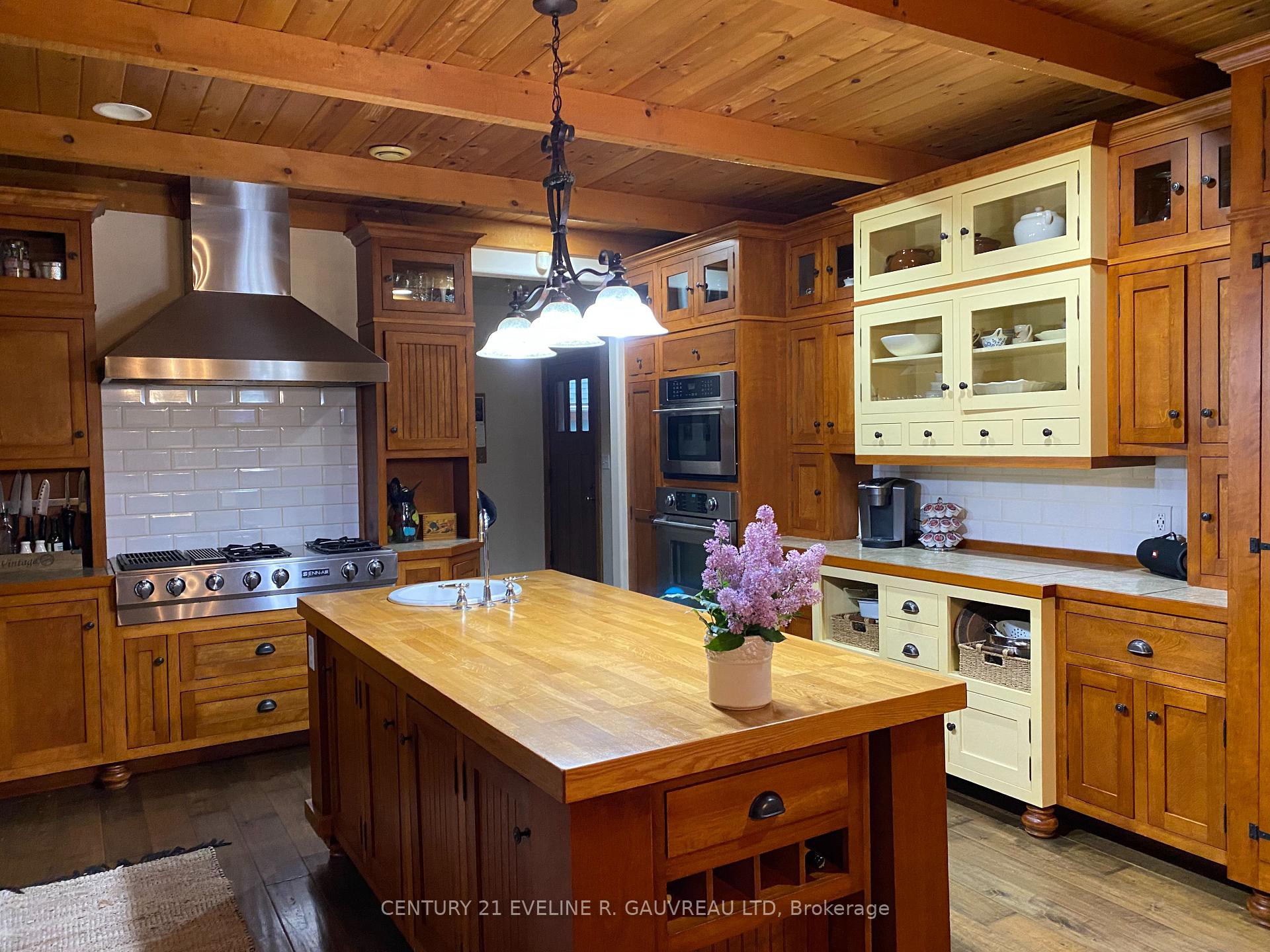 Photo 10 of 918183 Portage Bay Road, Timiskaming, TIM - Outside - Rural — HOMEH