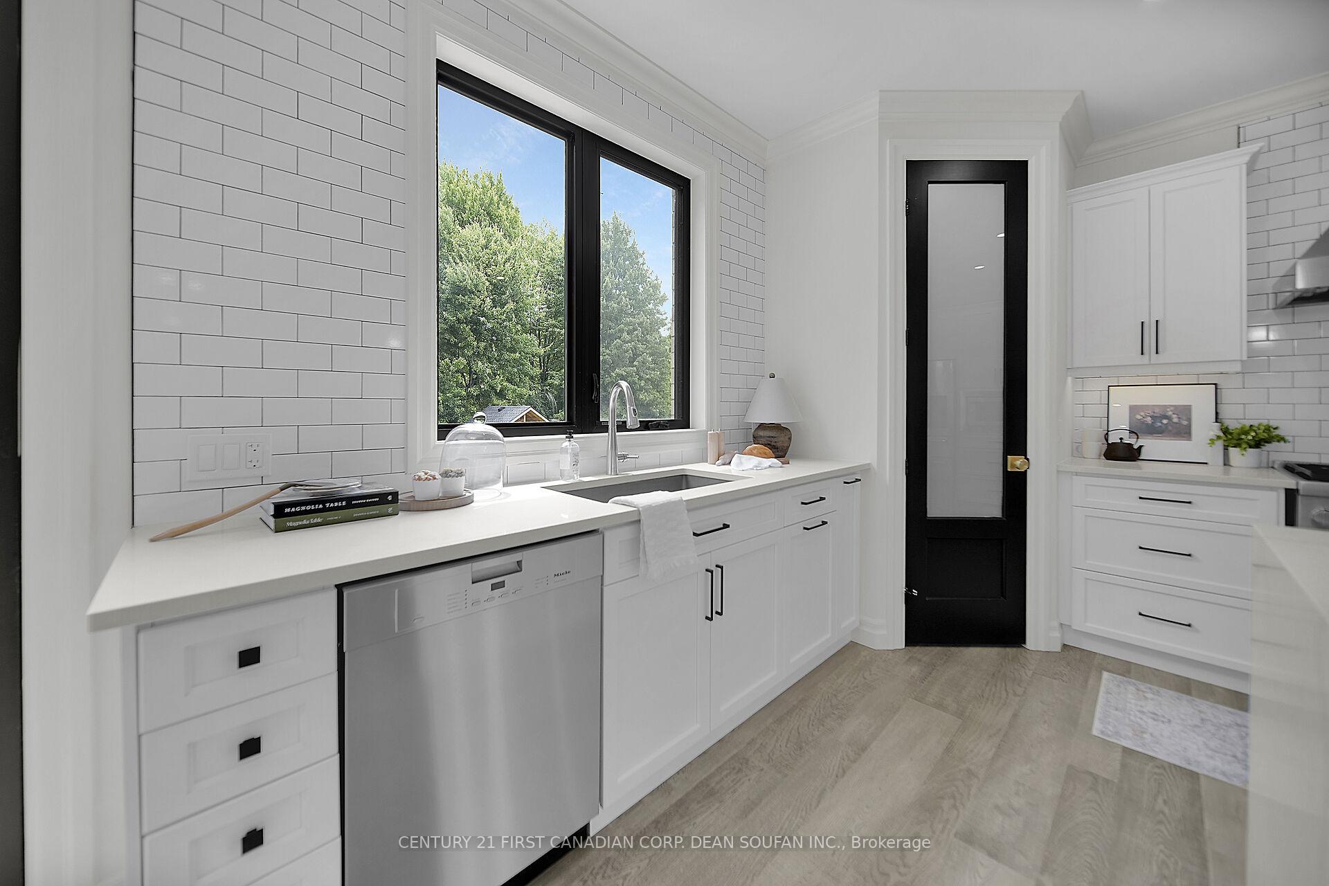 Photo 10 of 81 Foxborough Place, Thames Centre, Thorndale — HOMEH