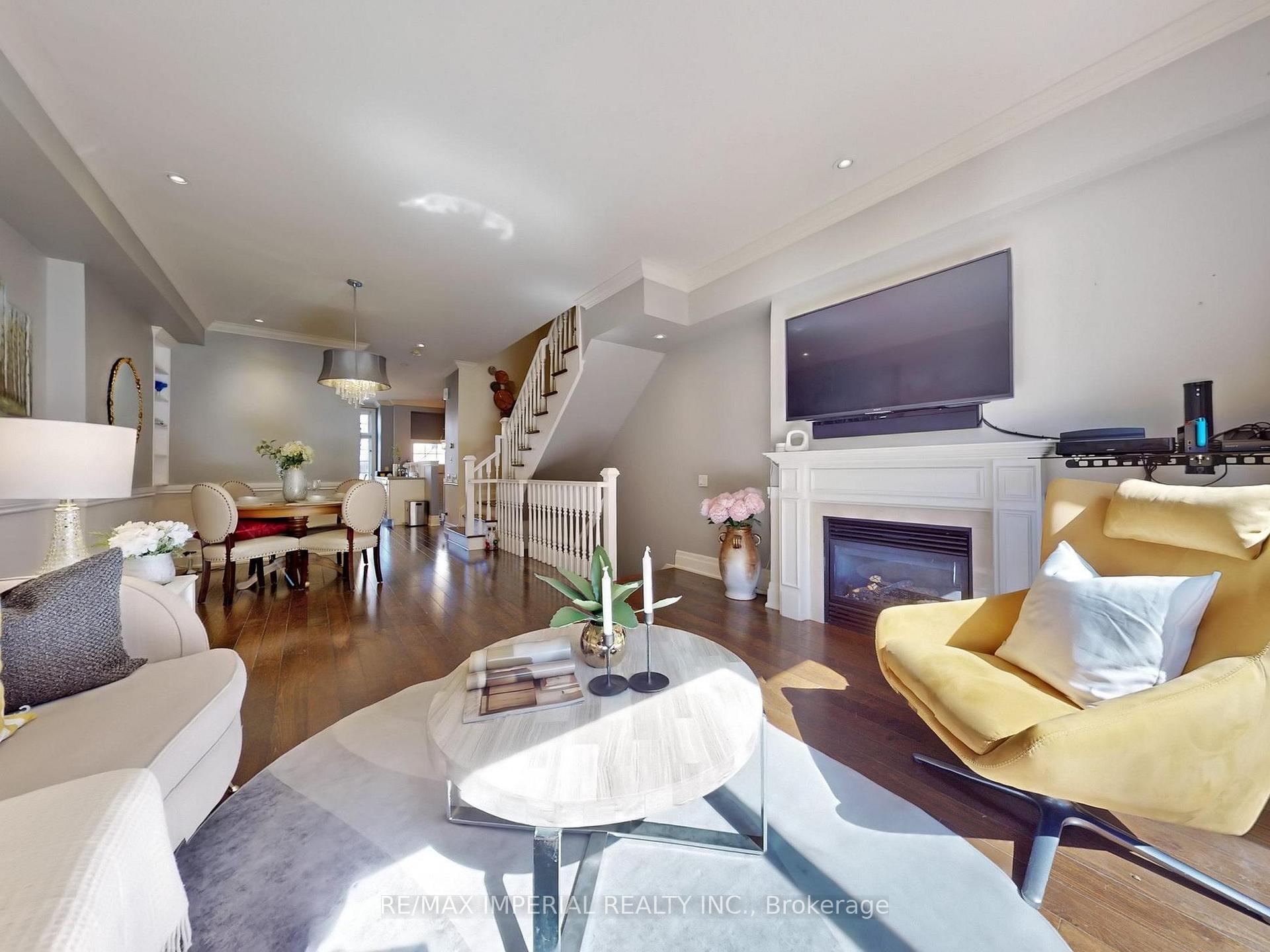 Photo 5 of 251 Mcrae Drive, Toronto, Leaside — HOMEH