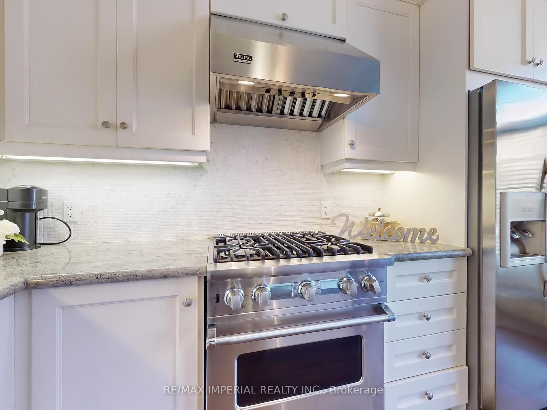Photo 12 of 251 Mcrae Drive, Toronto, Leaside — HOMEH