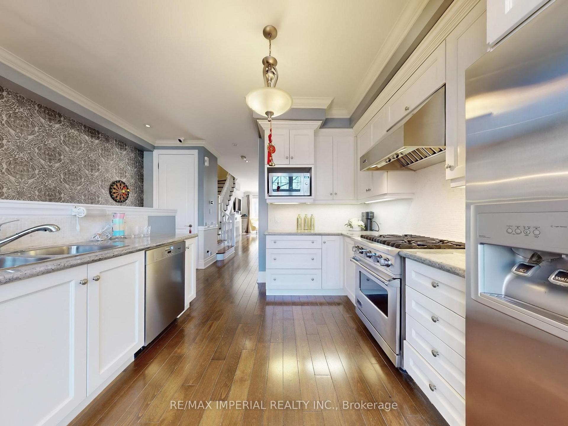 Photo 16 of 251 Mcrae Drive, Toronto, Leaside — HOMEH