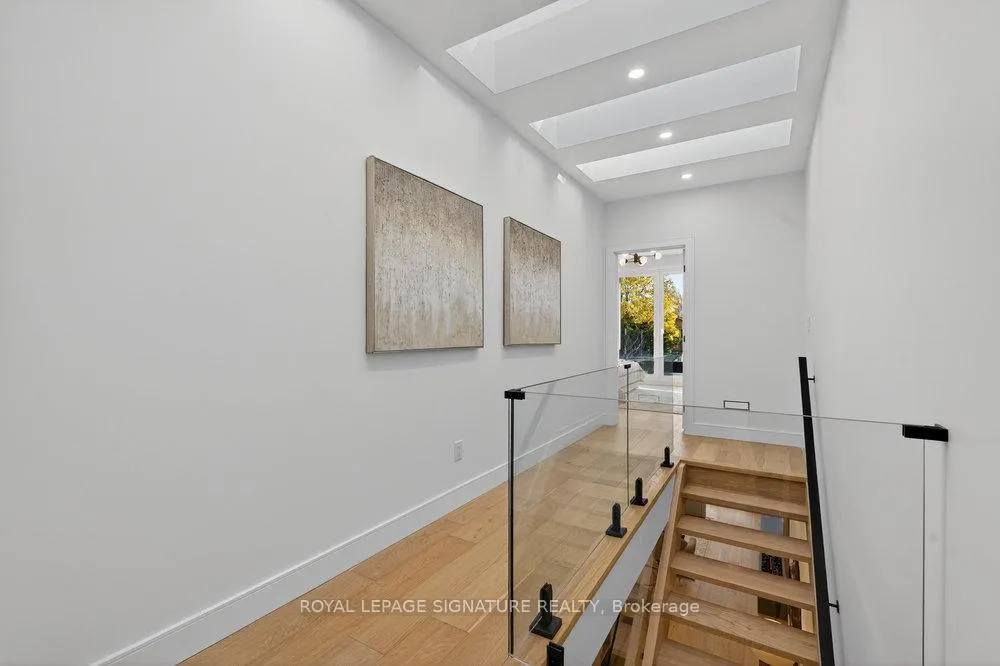 Photo 23 of 241 Cedarvale Avenue, Toronto, Woodbine-Lumsden — HOMEH